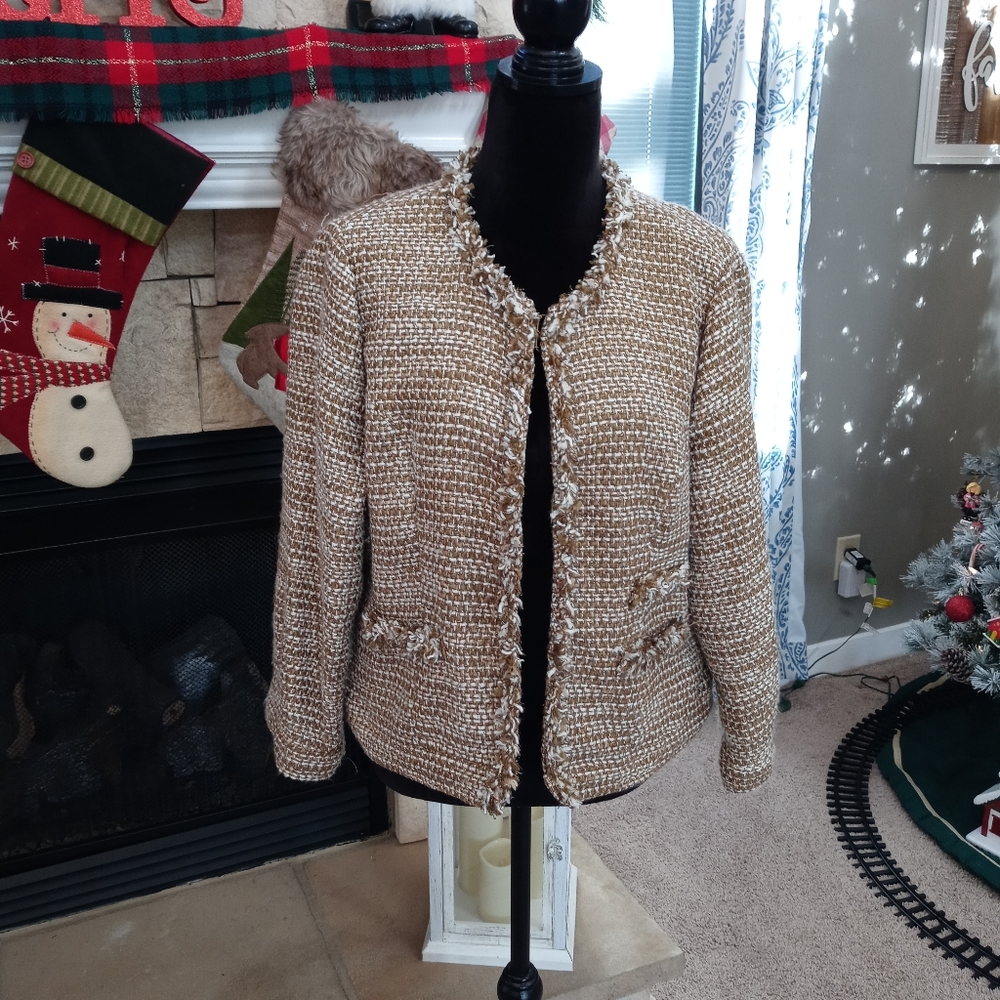 CAbi Boucle Tweed Tan Gold White Jacket Blazer